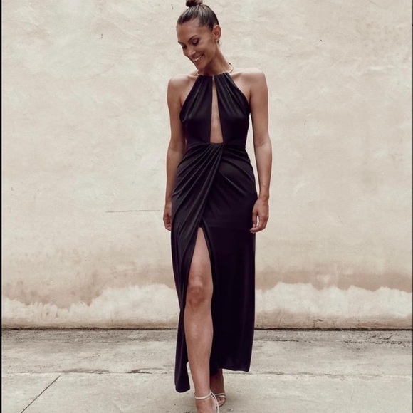 Zara Dresses & Skirts - NWT Zara Limited Edition Long Halter Dress